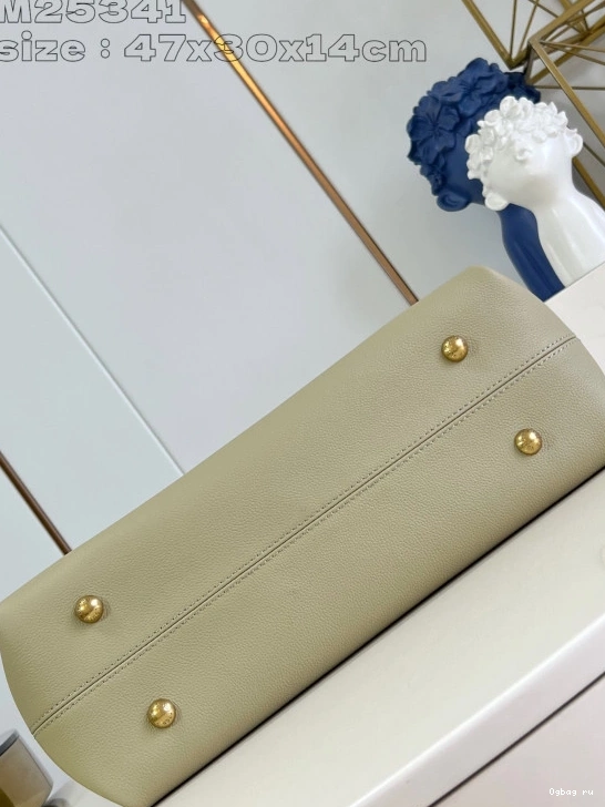 MM-47*30*14CM Low Key Cabas LOUIS VUITTON 0820